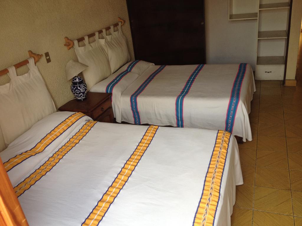 Hostal Casa Castillo Morelia Habitación foto