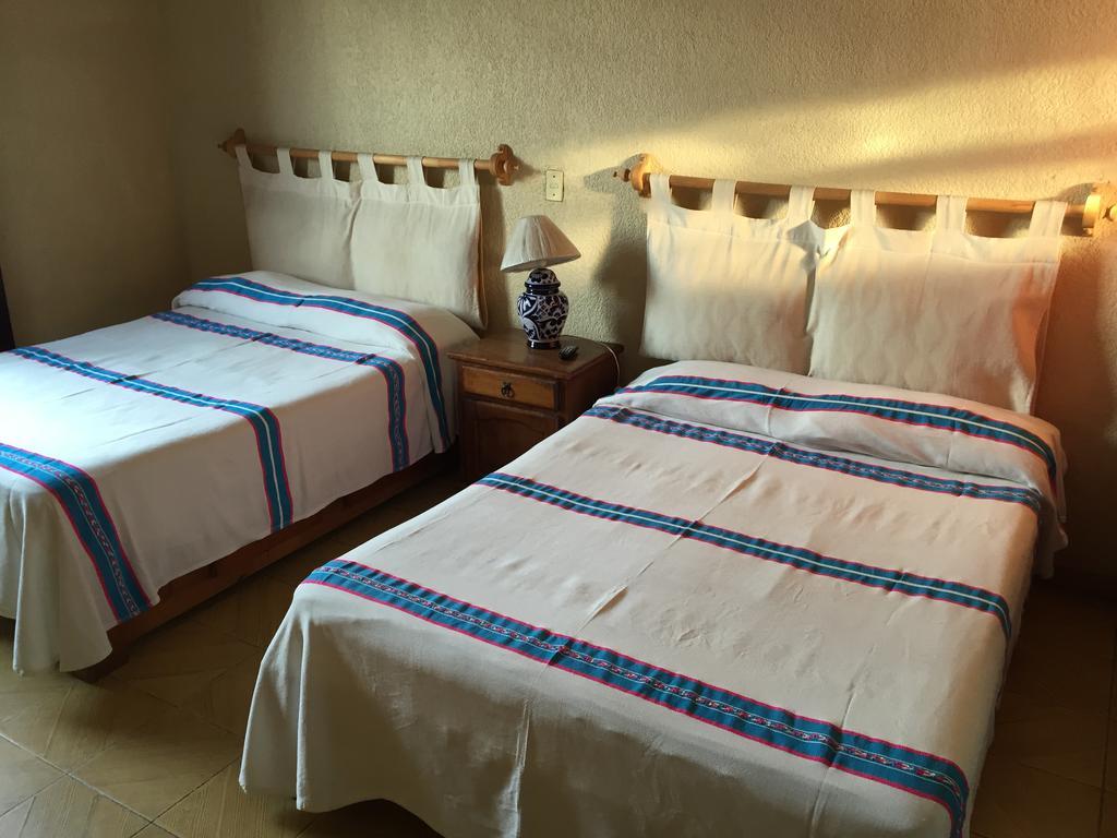 Hostal Casa Castillo Morelia Habitación foto